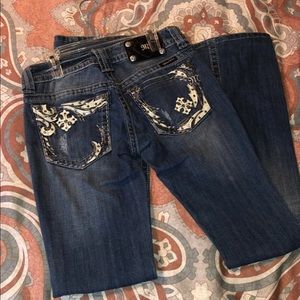 No flaws
Size 25 
Bootcut miss me jeans